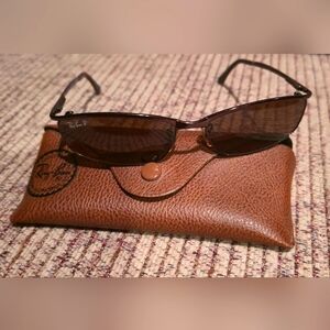 Ray-Ban Sun Glasses 100% UV Protection With Hard Case